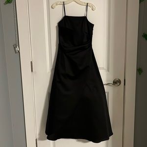 Junior Bridesmaid’s Dress | Black David’s Bridal | Size 8